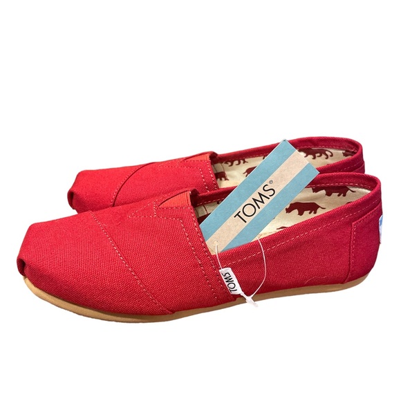Toms Shoes - NWT Toms canvas shoes red 6.5